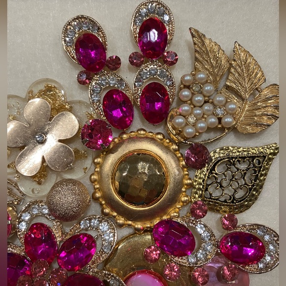 FRAMED JEWELRY ART COLLAGE HANDMADE UNIQUE OOAK GIFT π IDEA. BRIGHT GOLD FRAME - Picture 8 of 13